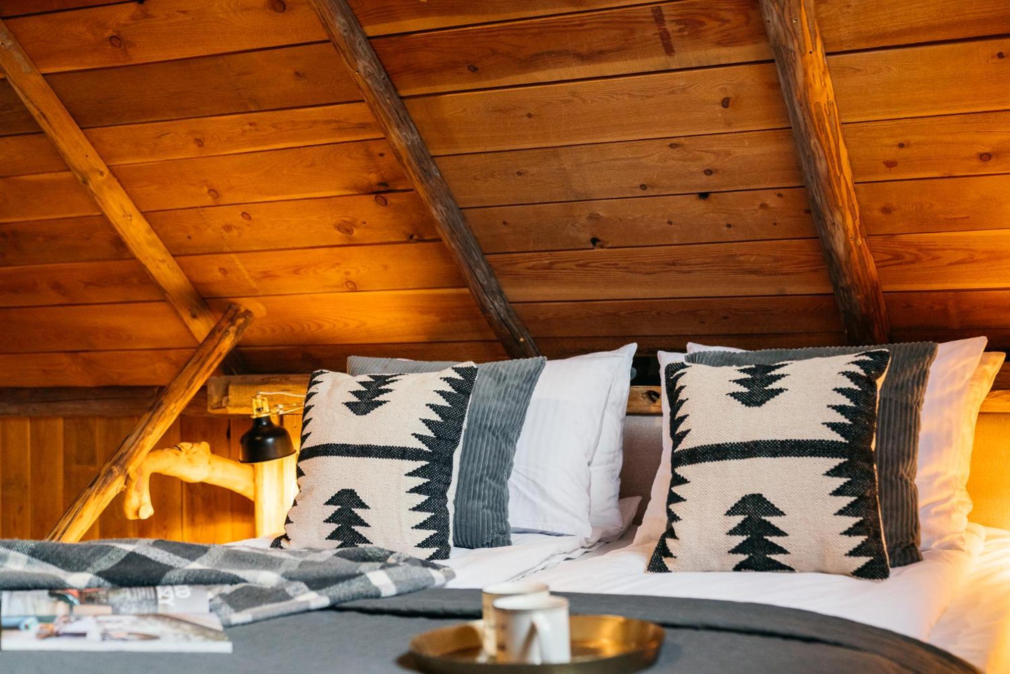 Mountain Shelter Chalet *