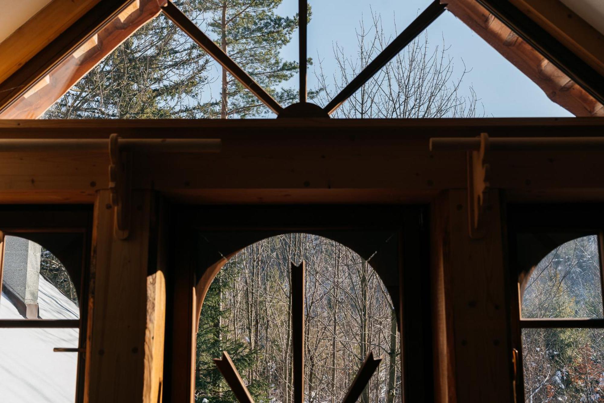 Mountain Shelter Chalet *